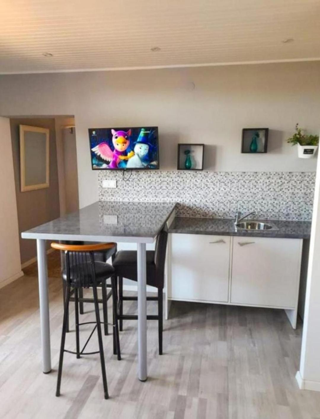 Apartment 3