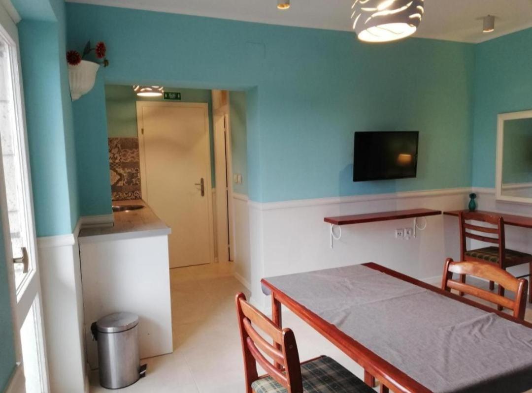 3 Apartment *