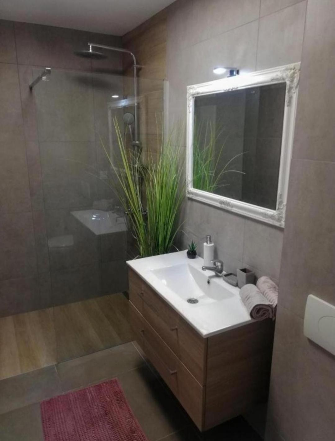 Apartment 3